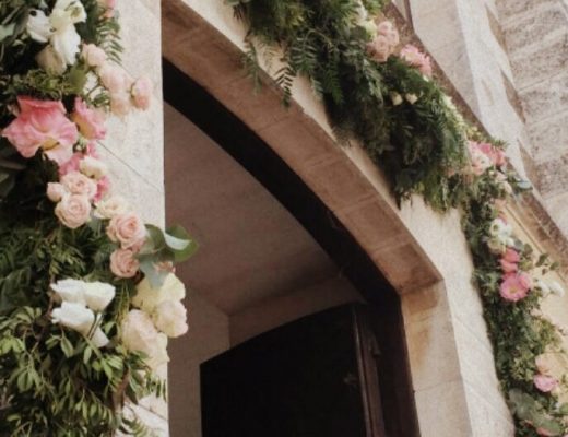 Cómo decorar la puerta de tu Iglesia en tu boda